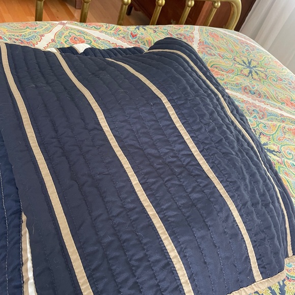 Quilt - Picture 5 of 6